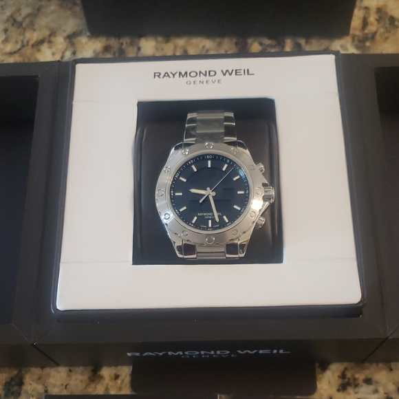 Raymond Weil Black and Silver Watch